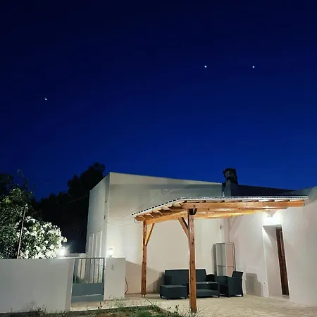 Country House, Lagoudi Village